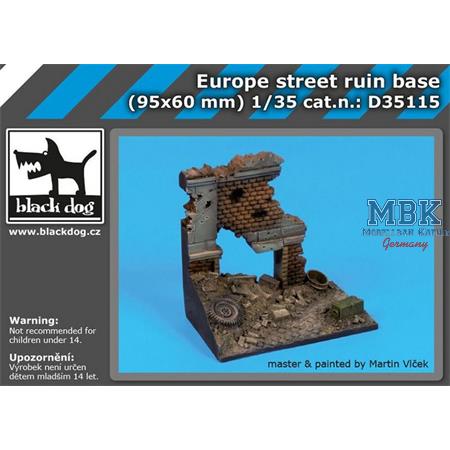 Europe street ruin base 95x60mm