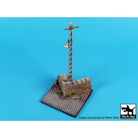 Base with telegraph pole 1:35