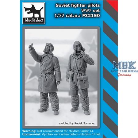Soviet Fighter Pilots set   1:32