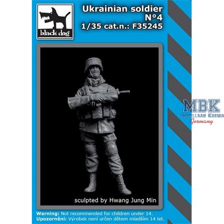 Ukrainian Soldier No 4 / Ukrainischer Soldat
