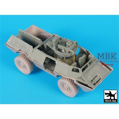 M 1117 Guardian interior and accessories set