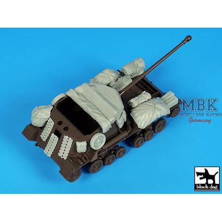 British anti tank gun Archer accessories
