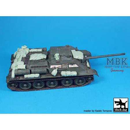 Su-100 accessories set