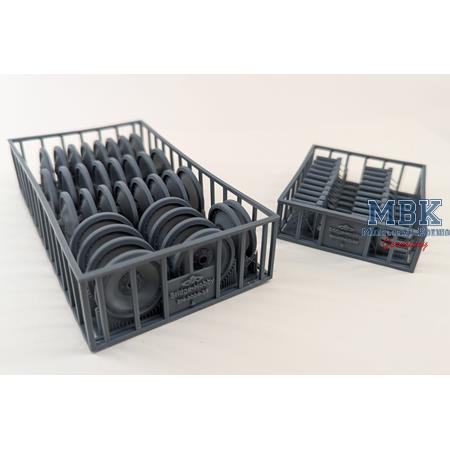 Roadwheel/Swingarm Set for early Panther D (1:35)