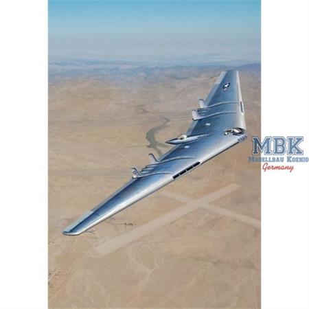 YB-49 Flying Wing - Cyber Hobby 1:200