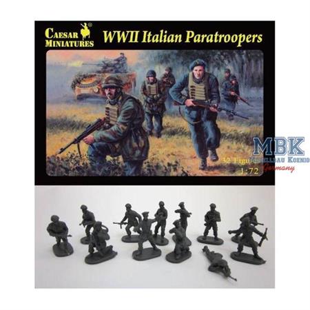 WWII Italian Paratroopers