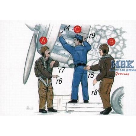 Italian Pilots and Mechanic WW II