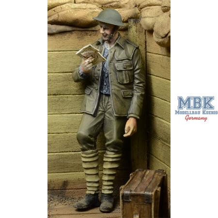 WWI British Infantryman reading a letter