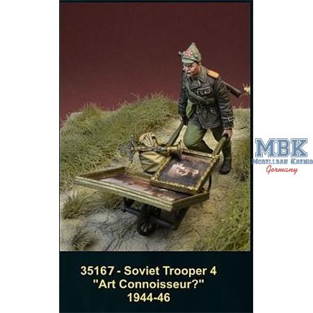 Soviet Trooper 4 ” Art Connoisseur?”, 1944-46