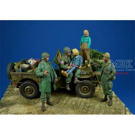 “Chocolate Bar”-101st Airborne Div. soldiers/kids