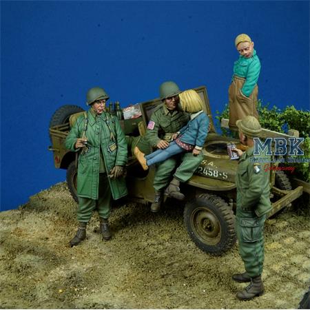 “Chocolate Bar”-101st Airborne Div. soldiers/kids