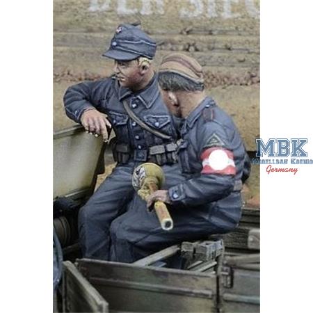Hitlerjugend Boys for Kübelwagen - Germany 1945