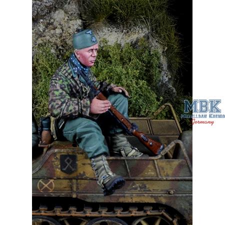 SS Handschar Mountain Div. Kettenkrad Rider 2