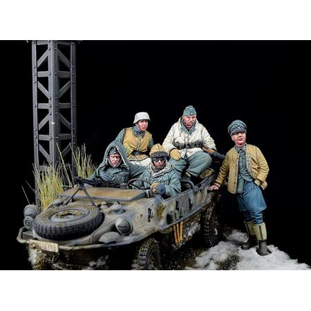 Platz der Leibstandarte, Kharkov 1943 - Witt Crew