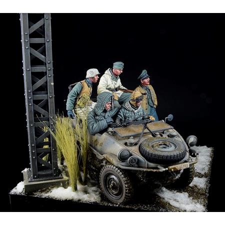 Platz der Leibstandarte, Kharkov 1943 - Witt Crew