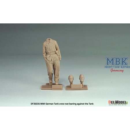 WWII German Tank crew rest lean.on tank (3D-Print)