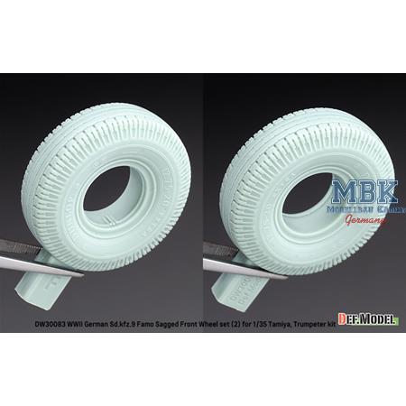 Sd.kfz.9 Famo Sagged Front Wheel set (2) - Dunlop