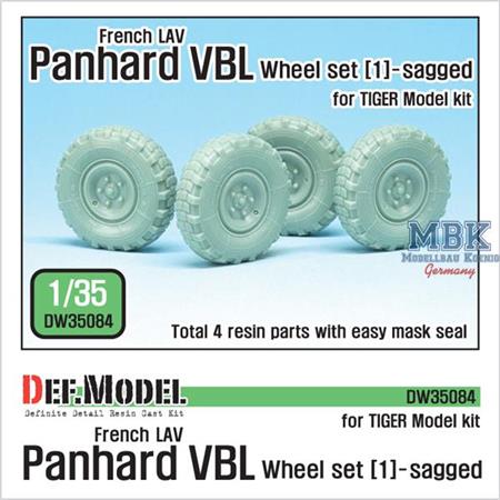 French Panhard VBL Sagged Wheel set