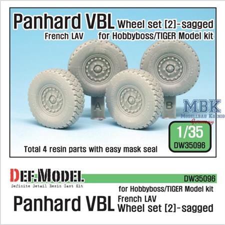 French Panhard VBL Sagged Wheel set