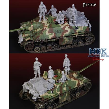 Jagdpanzer IV lang Crew & Accessories