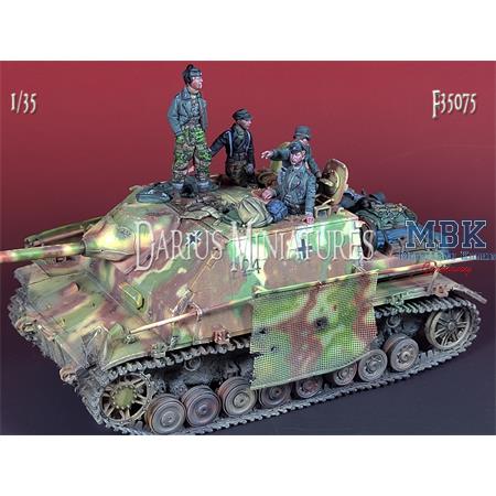 Jagdpanzer IV/ L70 Crew and Accessories