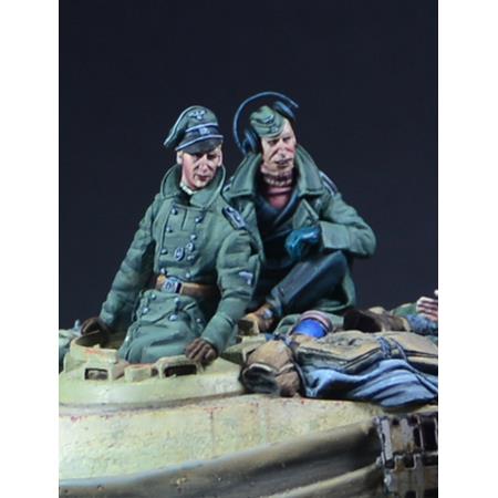 German Tiger II Crew