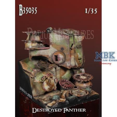 Scenerie 35 - WWII - Schrottplatz (Panther, Pz.IV)