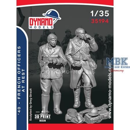 1940 French Officers at Rest Set
