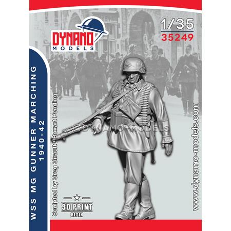 WSS MG Gunner marching 1940-42