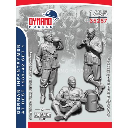 German Infantrymen at Rest 1939-42 Set 1