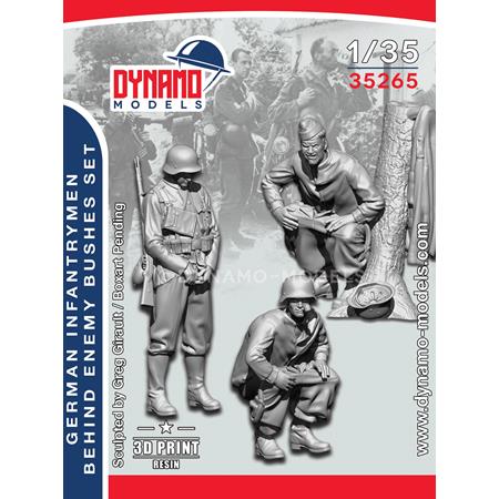 German Infantrymen Behind Enemy Bush 1939-42 Set