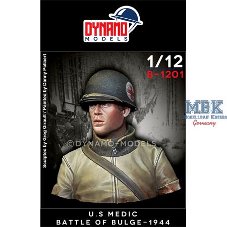 U.S. Medic during the Battle of the Bulge 1:12