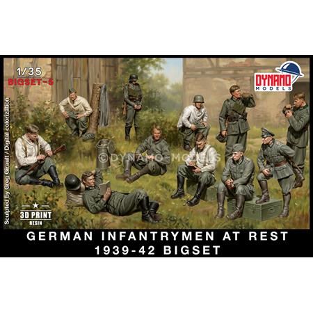 German Infantrymen at Rest 1939-42 Full Set 11 Fig