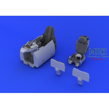 Mikoyan MiG-21PFM interior 1/48