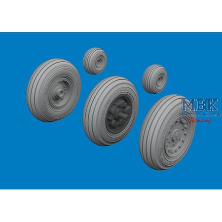 McDonnell-Douglas AV-8B Harrier wheels 1/48