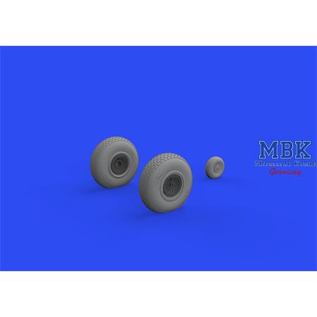 Boeing B-17 wheels block tread 1/48