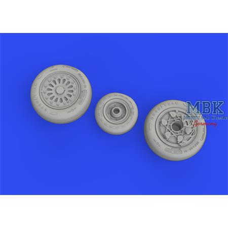 General-Dynamics F-16A MLU wheels 1/48