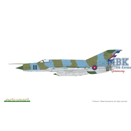 Mikojan-Gurewitsch MiG21R - Profipack - 1/72