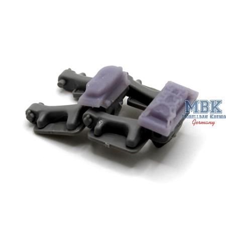 Sd.Kfz 250 track pads+ice cleat track pads (1:16)