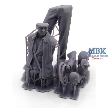 Indiana Jones (1:16)