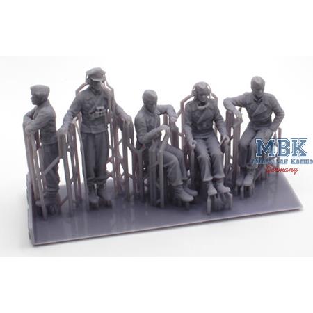 Panzer IV crew (1:35)