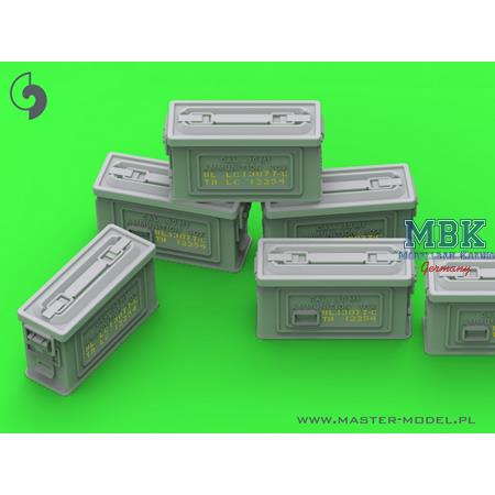 M1 ammunition cans for Browning M1919 - CLOSED