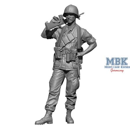 Vietnam war US rifleman 1 1:35