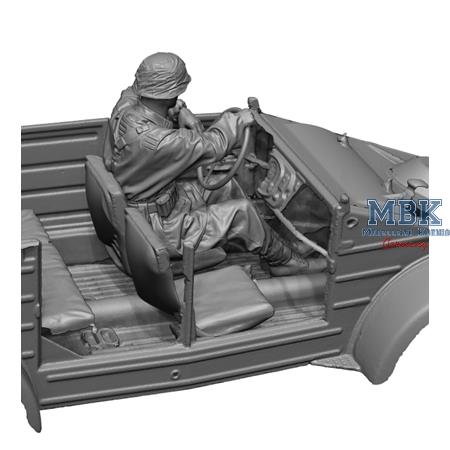 WW2 Waffen SS Kubelwagen driver 1:35