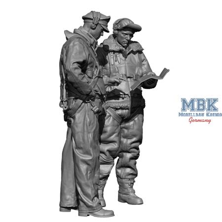 USAAF Bomber Pilot & Crew 1:16