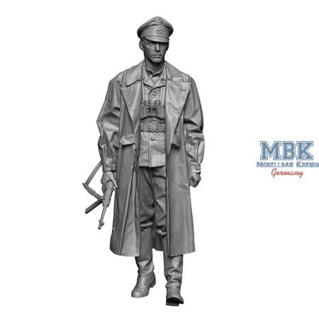 WW2 German SS Officer (Raincoat Version) 1:16