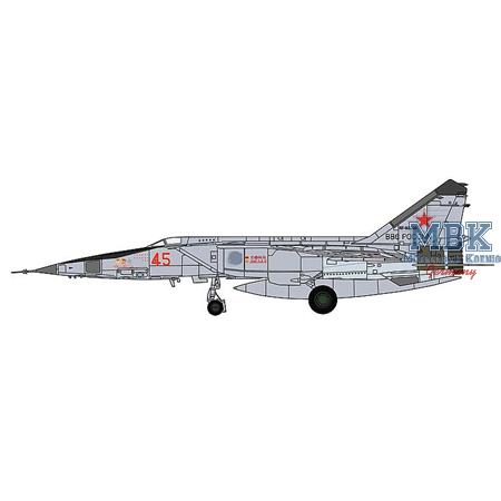 Mikoyan MiG-25RBT Foxbat