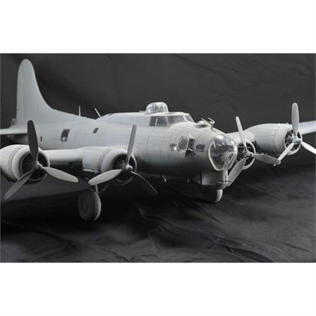 B-17 Flying Fortress G