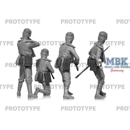 WWI Italian Infantry in armor (100% new molds)