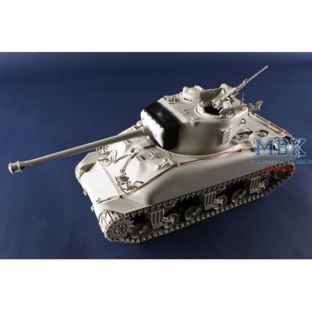 M4A1(76)W Medium Tank (1:16)